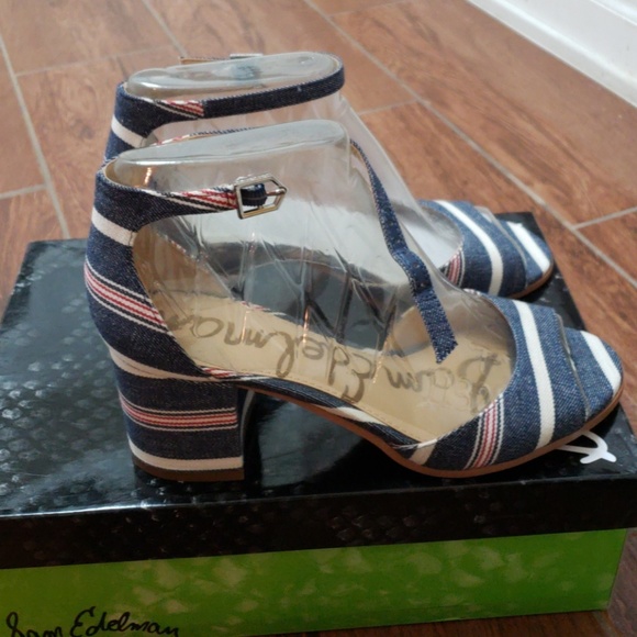 Shoes - Picture 2 of 3